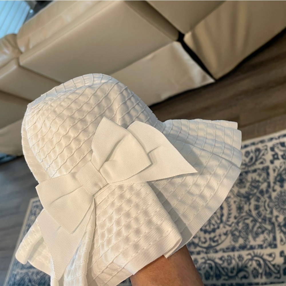 Janie and Jack White Textured Hat with Bow